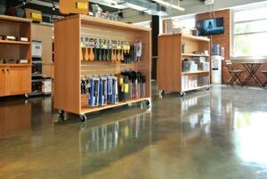 6_retail_store_metallic_epoxy_flooring